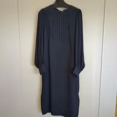 【美品】トロワズィエムチャコ　ネイビーワンピースのサムネイル