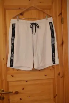 HOLLISTER ホワイトショートパンツ XL