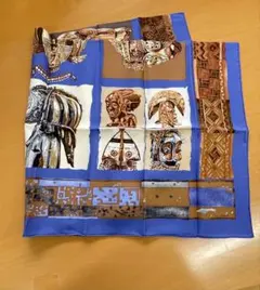 極美品　未使用級　HERMES　エルメス　カレ90《PERSONA》 ペルソナ 極美品 未使用級 HERMES エルメス カレ90《PERSONA》 ペルソナ