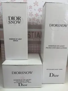 Dior Snow ローション、エッセンス、クリーム現品３点セット 新品未使用