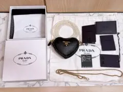 PRADA ショルダーバッグ　ハートのサムネイル