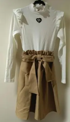 Item thumbnail for item cf002118-b293-461a-8761-c6a15b37670a