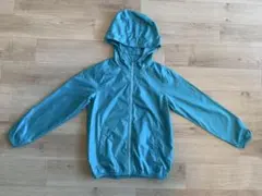 Uniqlo 青いフード付きジャケット 140cm