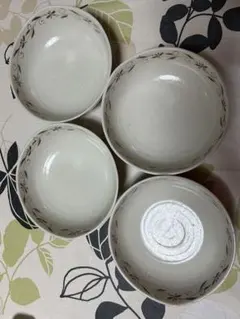めこまま様専用　橘吉　陶器の皿 4個セット 花模様