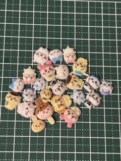 ちいかわ　ネイルパーツ　23個　高品質　夜光入りのサムネイル