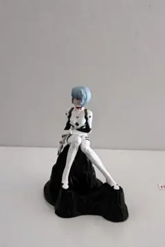 綾波レイ　プラグスーツフィギュア
