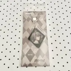 B's-Log アクリルキーホルダー 御堂虎於 アイナナ