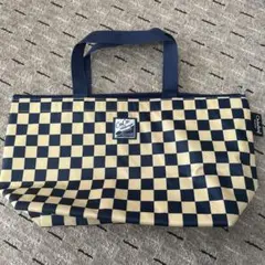 Item thumbnail for item 9d50097d-1ece-4fbc-8994-05054dba4e53