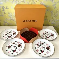 【展示品】ルイ・ヴィトン アシェット４ タイガー レザーケース付き 展示品】ルイ・ヴィトン アシェット4 タイガー レザーケース付き