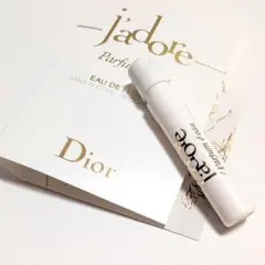 Dior J'adore Parfum d'eau 香水 サンプルのサムネイル