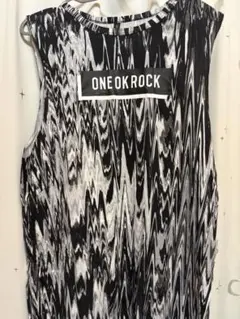 ワンオク　2018 タンクトップ　Mサイズ　oneokrockのサムネイル