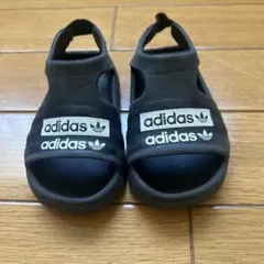 ベビーサンダル　adidas 12センチ