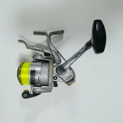 RYOBI スピニングリール vs1500LB 替スプール付き RYOBI スピニングリール METAROYALvs1500LB 替スプール付き - メルカリ