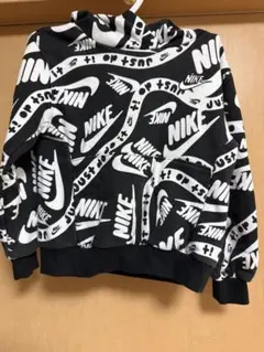 NIKE キッズ パーカー 総柄 ブラック ホワイト