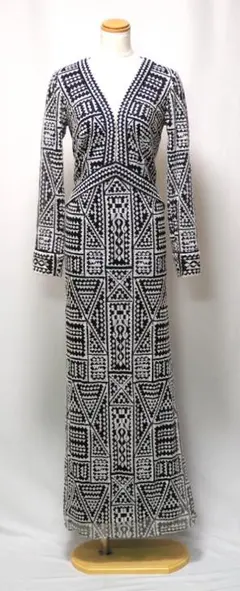 TADASHI SHOJI　ロングフォーマルドレス　「８ 」/ １１－１３号程度