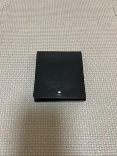 ブラックレザー二つ折り財布(紙幣入れ)