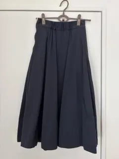 PUBLIC TOKYO ネイビー フレアスカートのサムネイル