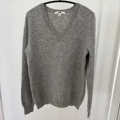 UNIQLO カシミヤ　グレー Vネックセーター S