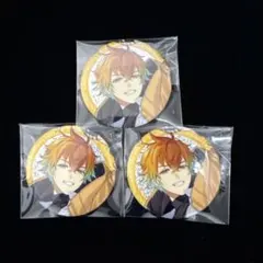 宇佐美リト 缶バッジ まとめ売り - メルカリ