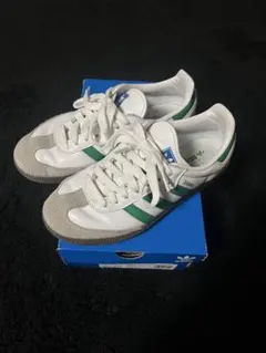 adidas スニーカー ホワイト/グリーン 4 3/4