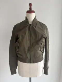 UNIQLO CARINE ROITFELDコラボ　ユニクロ