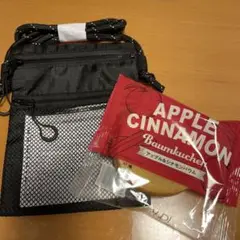 カルディ　KALDI ブラックサコッシュバッグとバウムクーヘンセット