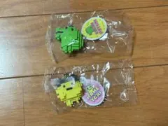 たまごっち　ドットフィギュアチャーム　まめっち　くちぱっち　ガチャ