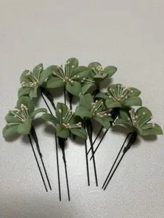 緑色の花 ヘアピン 8本セット※スピード発送※価格相談可