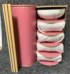 【有田焼】二色牡丹　小鉢揃え　5皿　新品未使用のサムネイル