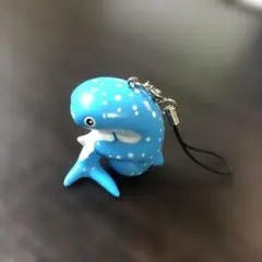 ジンベイザメ　フィギュアストラップ
