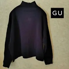 【GU】ハイネックセーター M