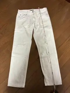 INGNI ホワイトデニムパンツ ダメージ加工のサムネイル