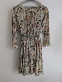 Lois CRAYON アンティーク切手柄ワンピース ベルト・インナー付