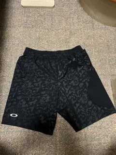 OAKLEY メンズ カモフラ柄 ショートパンツ ハーフパンツのサムネイル