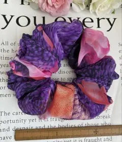 ハンドメイドシュシュ☆パープル花柄