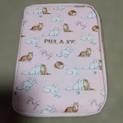 PAUL & JOE 猫柄ポーチ