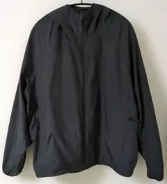 ユニクロ　ポケッタブル UV カットパーカ　Ｌサイズ