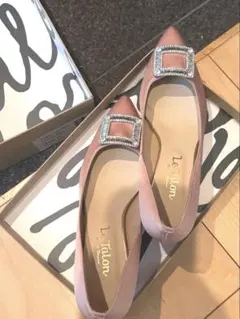 新品未使用　LeTalon パンプス ピンク ルタロン　ビジュー　サテン