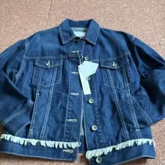 フリンジ付きダークブルーデニムジャケット