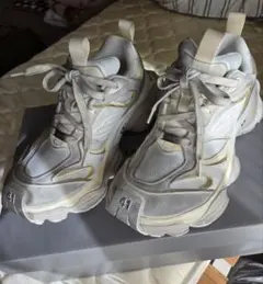 2025年最新】バレンシアガ スニーカー 41 カーゴの人気アイテム - メルカリ