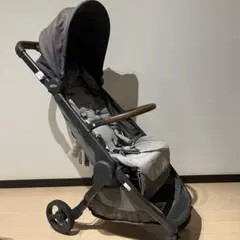mamas&papas ocarro 海外高級四輪ベビーカー 定価約16万 mamas&papas ocarro 海外高級四輪ベビーカー 定価約16万 - メルカリ
