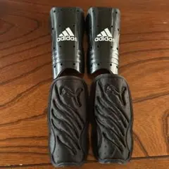 adidas：PUMA（すねあて）