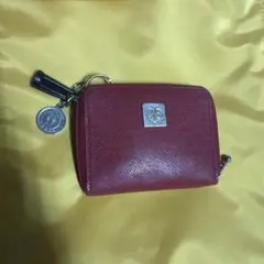 赤い二つ折り財布 コインキーリング付き