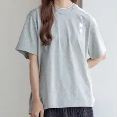 新品 UNIQLO CECILIE BAHNSEN グラフィック Tシャツ