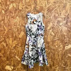 H&M 膝丈ワンピース フレア 花柄 総柄 ホワイト レディース 2 M
