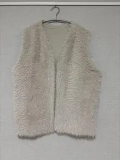 【N. Natural Beauty Basic】フェザーヤーンベスト