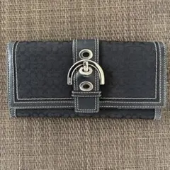 COACH シグネチャー 長財布 ブラック バックルのサムネイル
