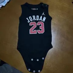 Jordanロンパース 黒 6-12M