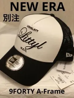 NEW ERA ニューエラ 別注　9Forty トラッカー　キャップ　白　黒のサムネイル