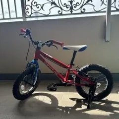 ヨツバサイクル 子供用自転車 16インチ レッド/ブルー【大阪市内手渡し】 ヨツバサイクル 子供用自転車 16インチ レッド/ブルー【大阪市内手渡し